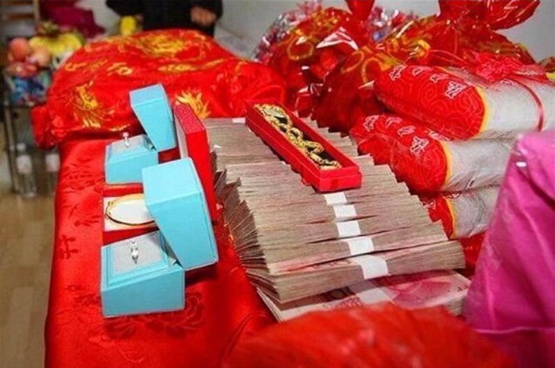 结婚彩礼是属于女方的个人财产吗？
